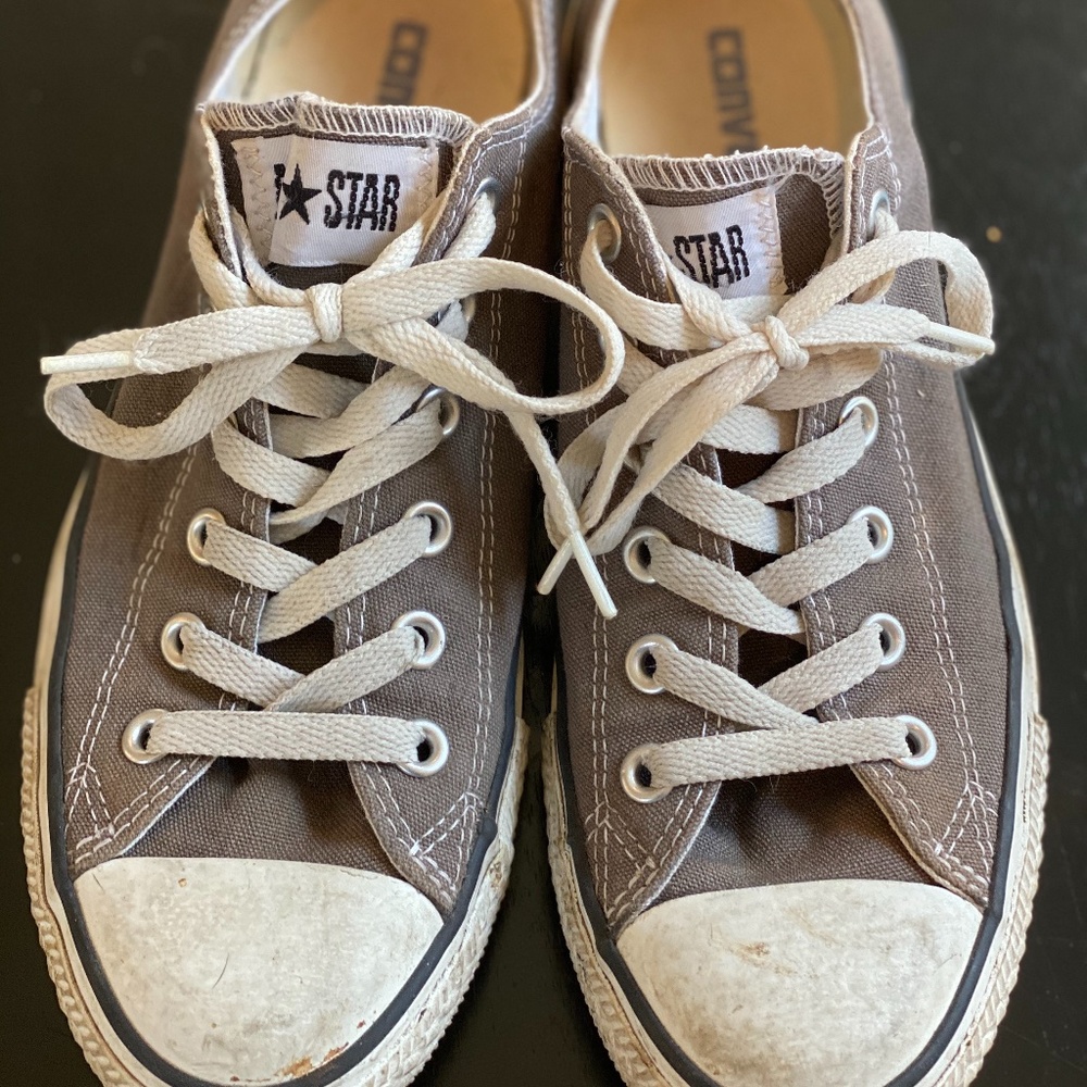 Chuck Taylor Grey Converse woman's all star shoe